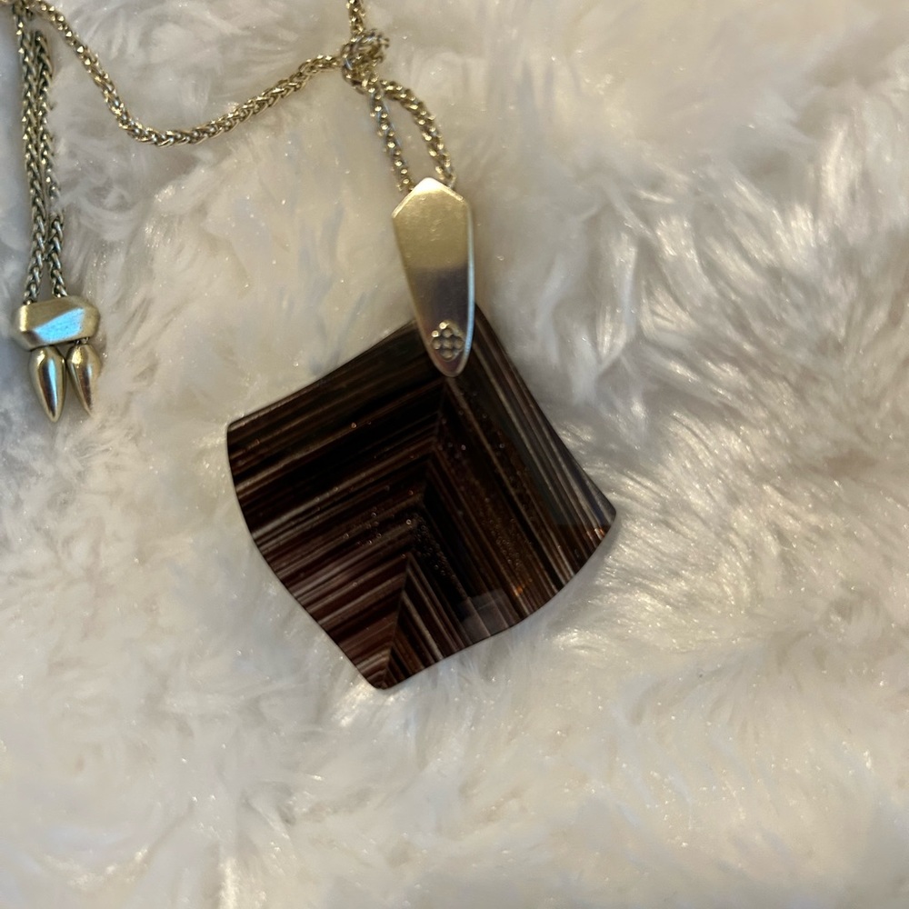Kendra Scott Brown Chevron Necklace - Picture 4 of 4